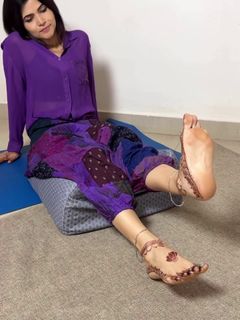 Poonam Yadav feet photo 7
