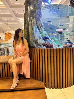 Poonam Yadav feet photo 12