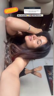 Poonam Yadav feet photo 6