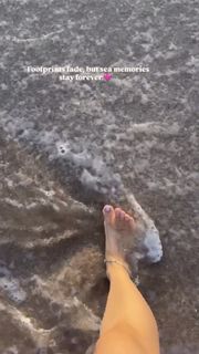 Poonam Yadav feet photo 13