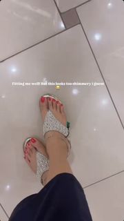 Poonam Yadav feet photo 2