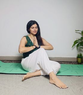 Poonam Yadav feet photo 8