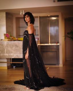 Poorna Jagannathan feet photo 5