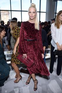 Poppy Delevingne feet photo thumbnail