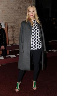 Poppy Delevingne feet photo thumbnail