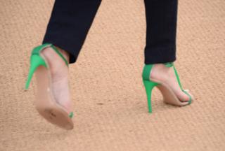 Poppy Delevingne feet photo thumbnail