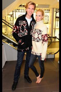 Poppy Delevingne feet photo thumbnail