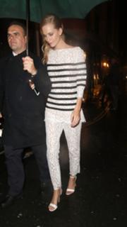 Poppy Delevingne feet photo thumbnail