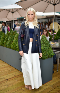 Poppy Delevingne feet photo thumbnail