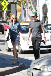 Poppy Delevingne feet photo thumbnail