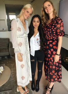 Poppy Delevingne feet photo thumbnail