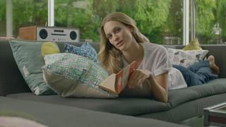 Poppy Delevingne feet photo thumbnail