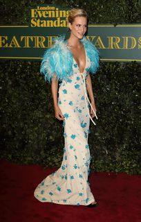 Poppy Delevingne feet photo thumbnail