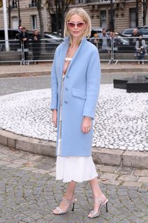 Poppy Delevingne feet photo thumbnail