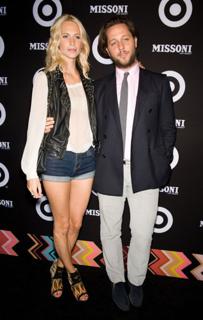 Poppy Delevingne feet photo thumbnail