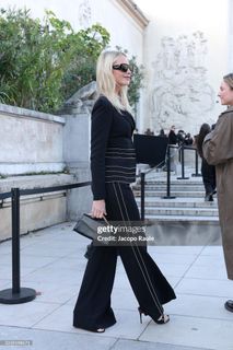 Poppy Delevingne feet photo 15
