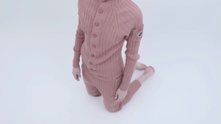 Poppy feet photo thumbnail