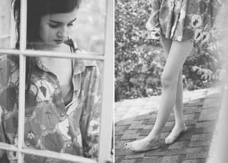 Poppy feet photo thumbnail