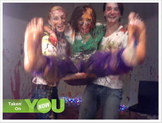 Poppy feet photo thumbnail