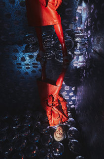 Poppy feet photo thumbnail