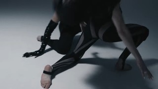 Poppy feet photo thumbnail