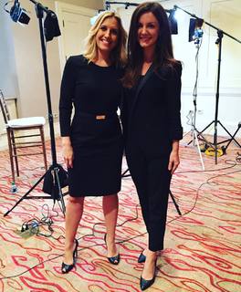 Poppy Harlow feet photo 3