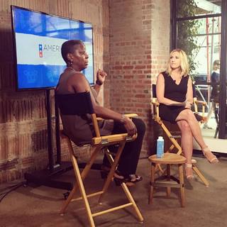 Poppy Harlow feet photo 10