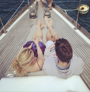 Poppy Harlow feet photo 5
