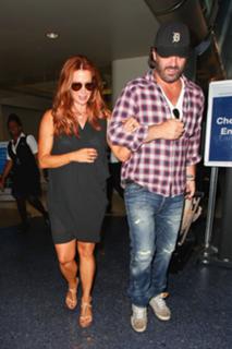 Poppy Montgomery feet photo thumbnail