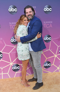Poppy Montgomery feet photo thumbnail