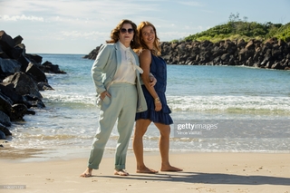 Poppy Montgomery feet photo thumbnail