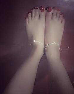 Pori Moni feet photo 13