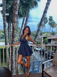 Porsche Trinidad feet photo 2