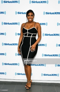 Porsha Williams feet photo 10