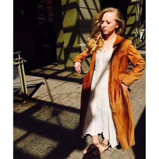 Portia Doubleday feet photo thumbnail