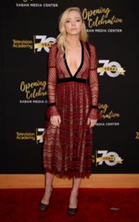Portia Doubleday feet photo thumbnail