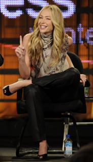 Portia de Rossi feet photo thumbnail