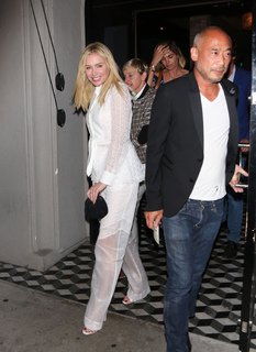 Portia de Rossi feet photo thumbnail