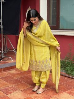 Prabh Grewal feet photo 16