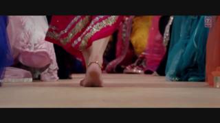 Prachi Desai feet photo thumbnail