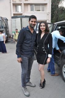 Prachi Desai feet photo thumbnail