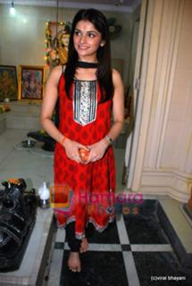 Prachi Desai feet photo thumbnail