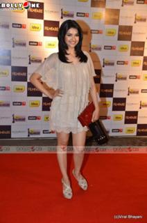 Prachi Desai feet photo thumbnail