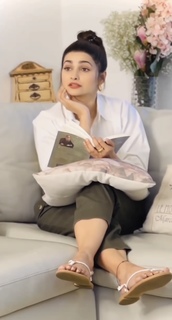 Prachi Desai feet photo thumbnail