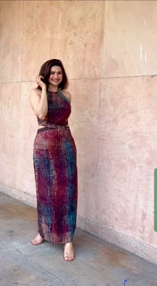 Prachi Desai feet photo thumbnail