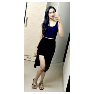 Pragya Jaiswal feet photo thumbnail