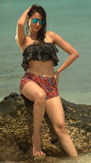 Pragya Jaiswal feet photo thumbnail