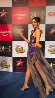 Pragya Jaiswal feet photo thumbnail