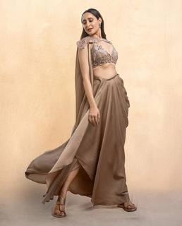 Pragya Jaiswal feet photo thumbnail