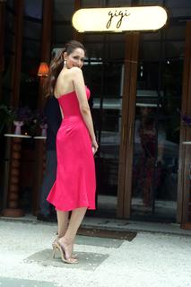 Pragya Jaiswal feet photo thumbnail